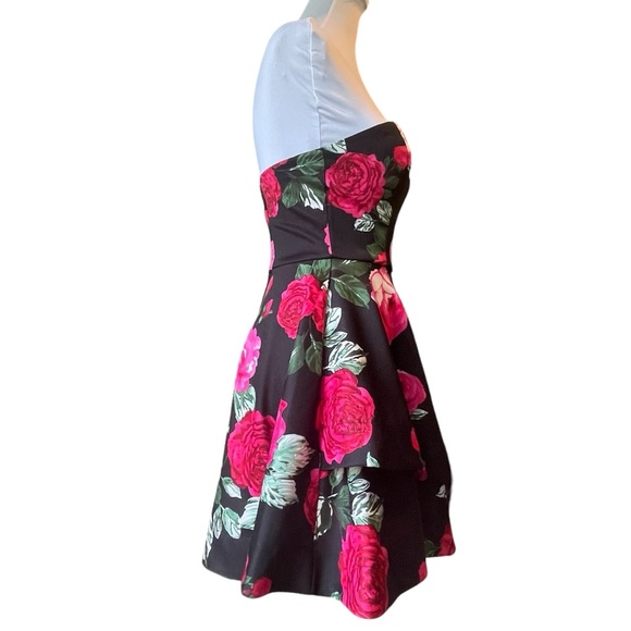 B. Darlin Strapless Floral Rose Mini Fit & Flare Dress Size 5/6 - Picture 9 of 16